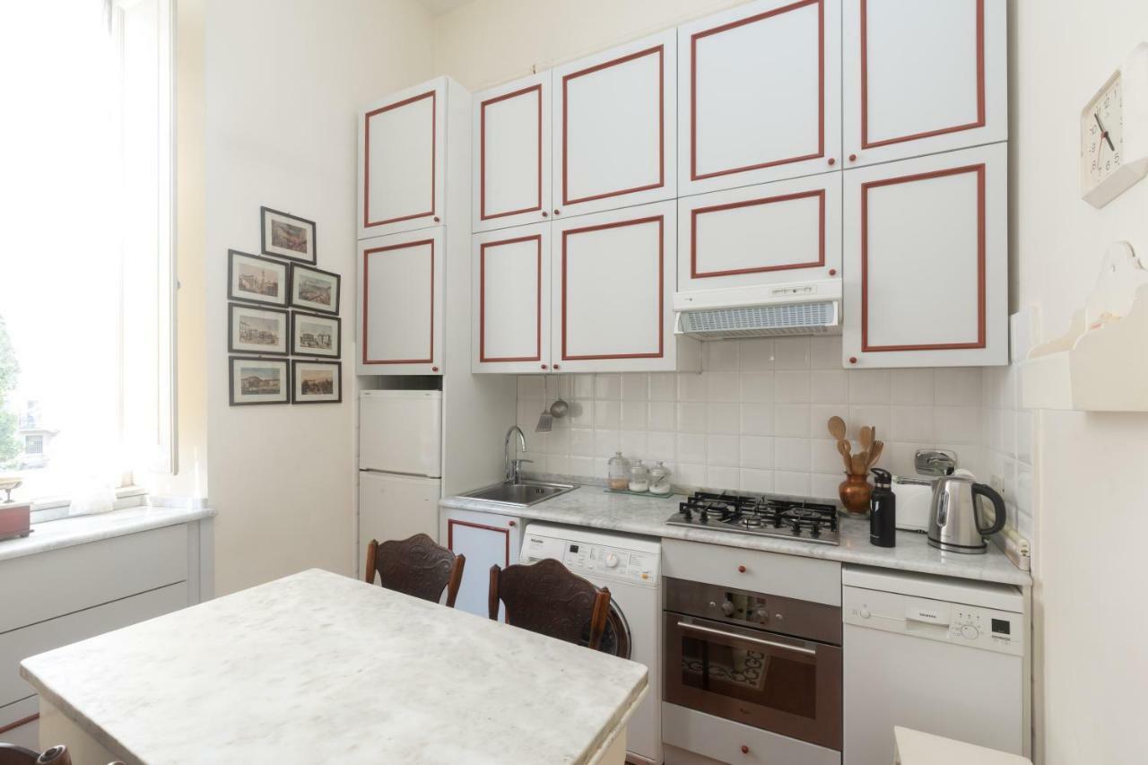 Apartment Nizza Bourgeois Family Rom